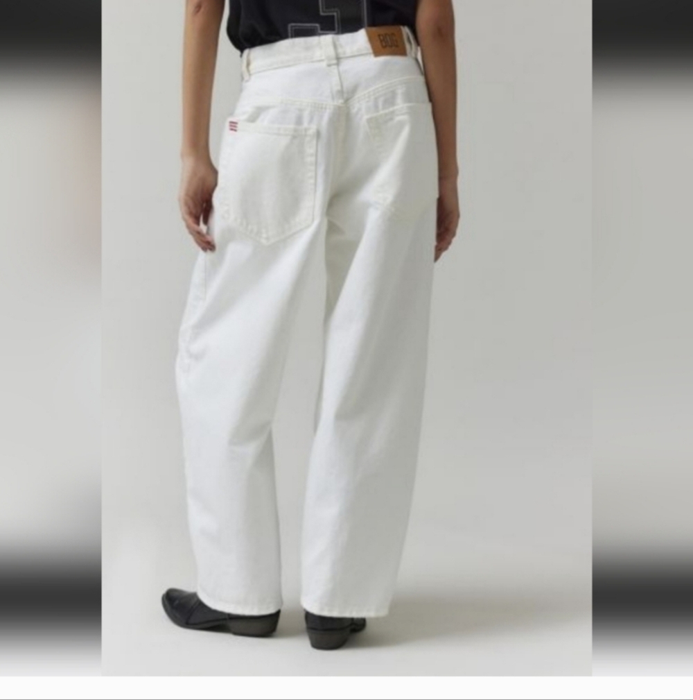 BDG high rise extreme baggy white jeans - 24" - Picture 2 of 13